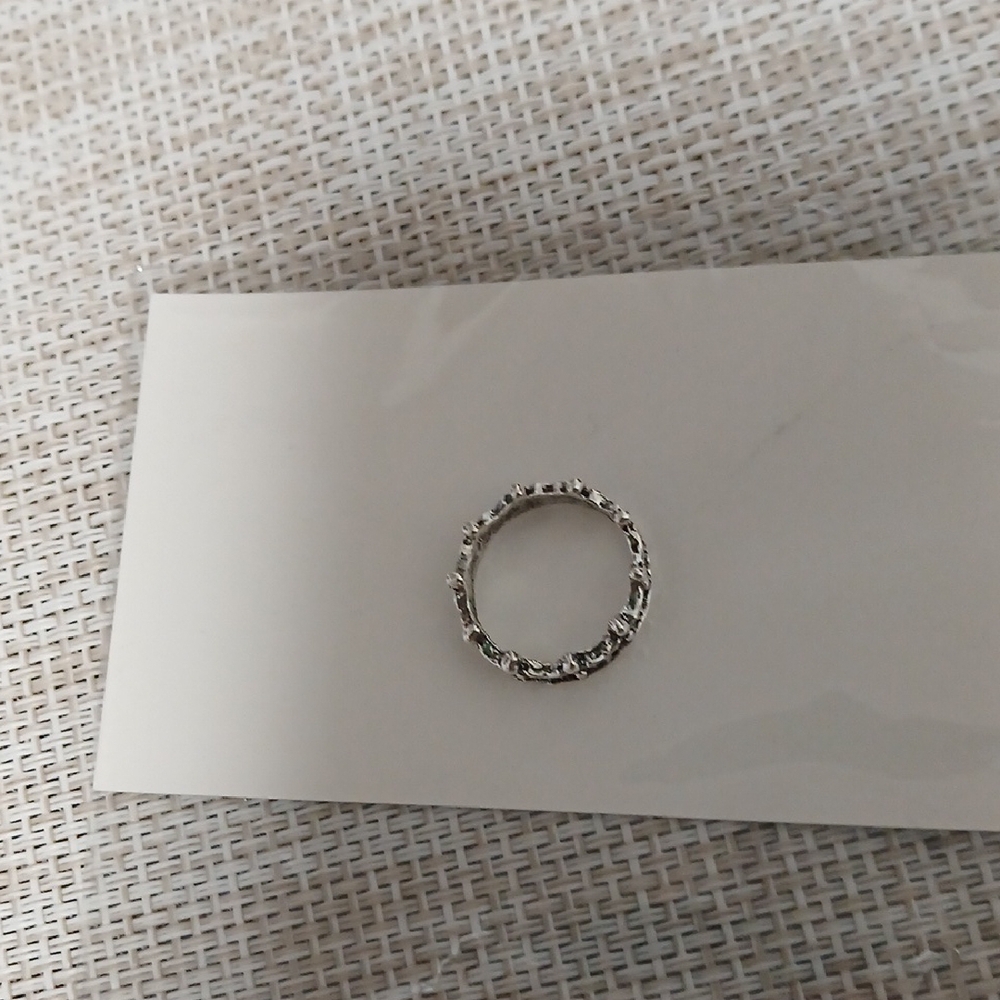 Elegant Silver Ring